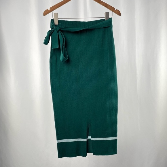 Roolee Ribbed Tie Waist Front Slit Midi Skirt in Green Size Medium - Picture 1 of 3